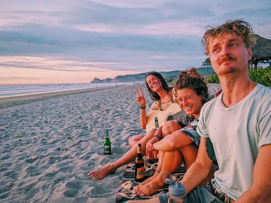 Hermanos Perdidos Surf Las Tunas Extérieur photo